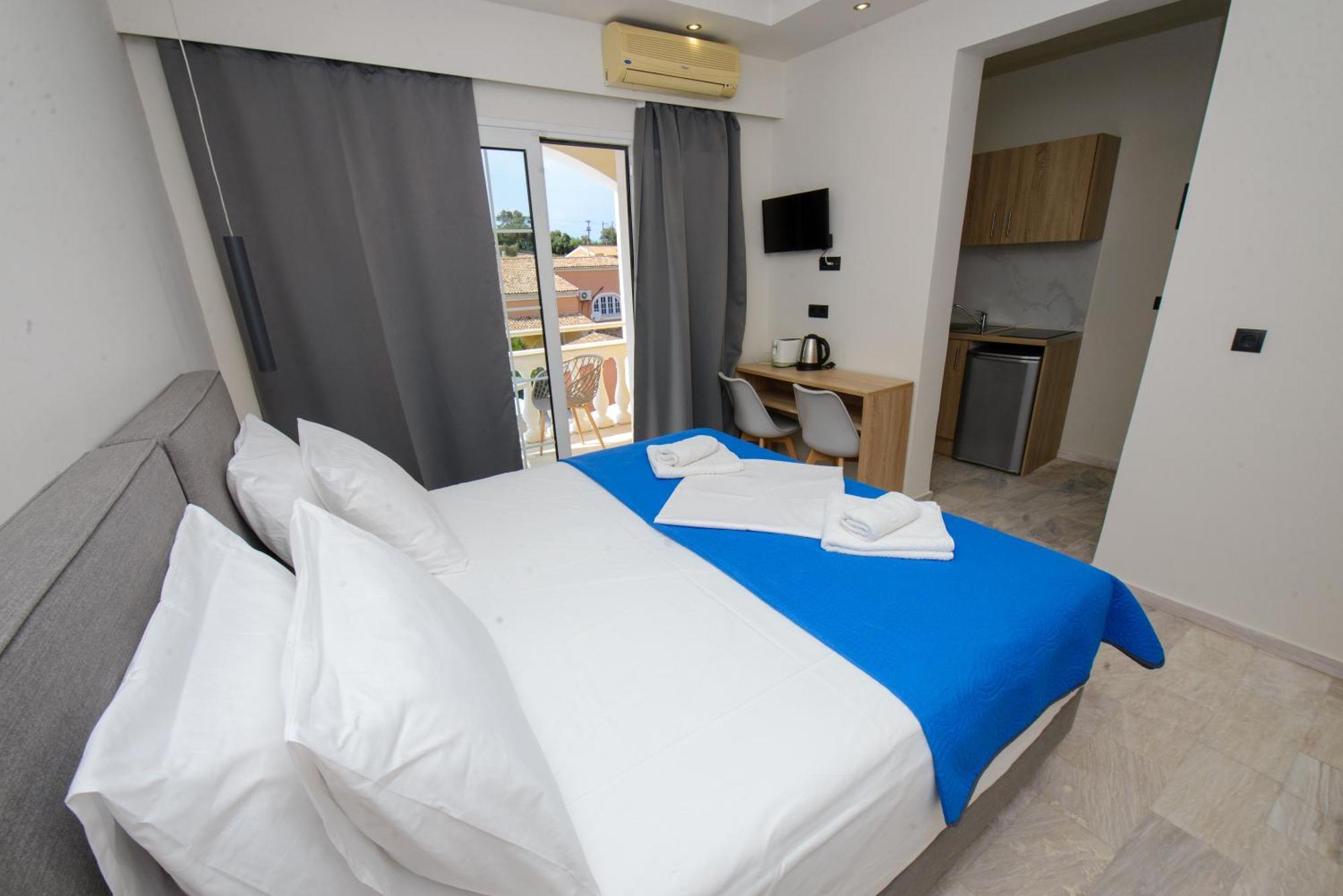 Saint Spiridon Aparthotel Kassiopi
