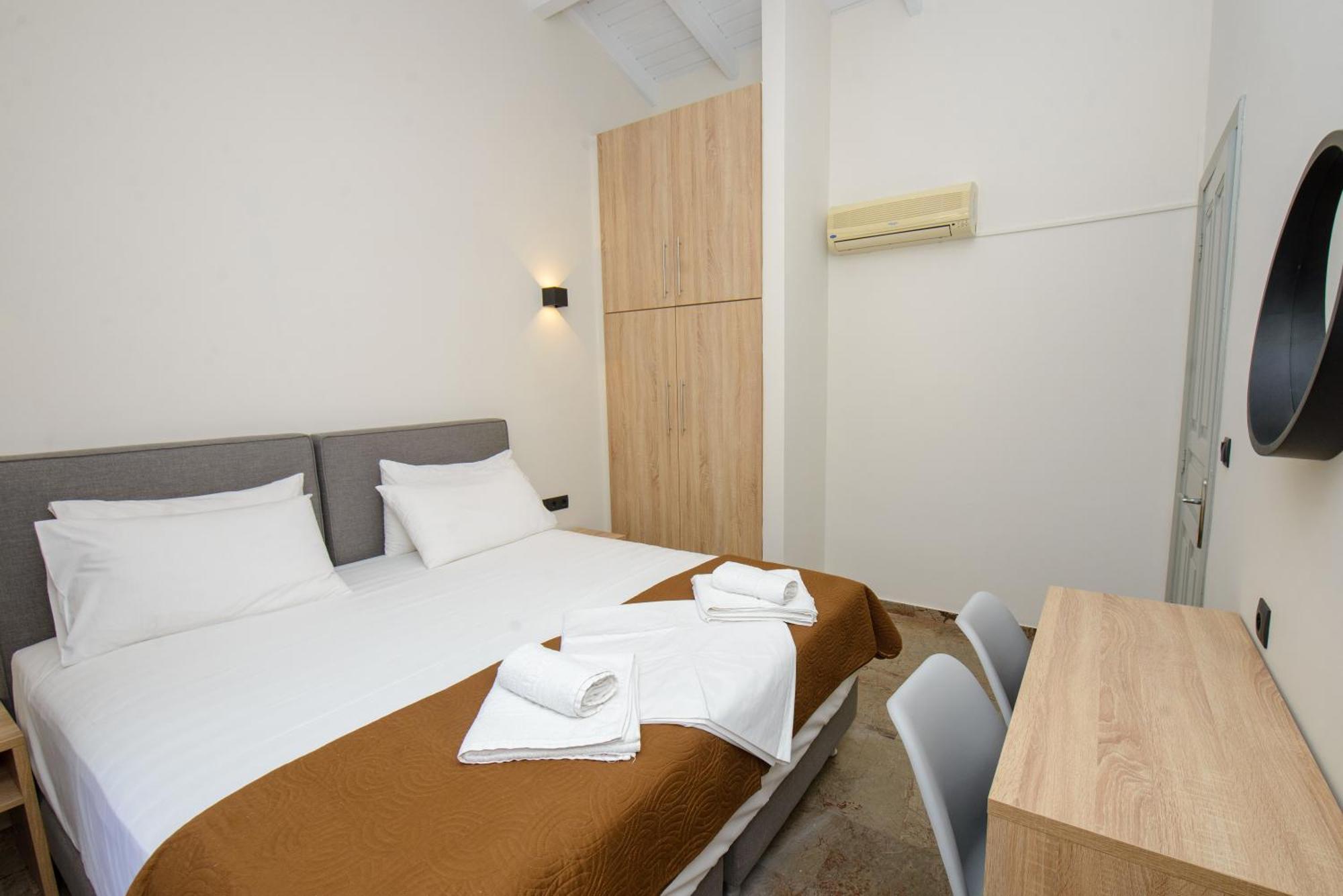 Aparthotel Saint Spiridon
