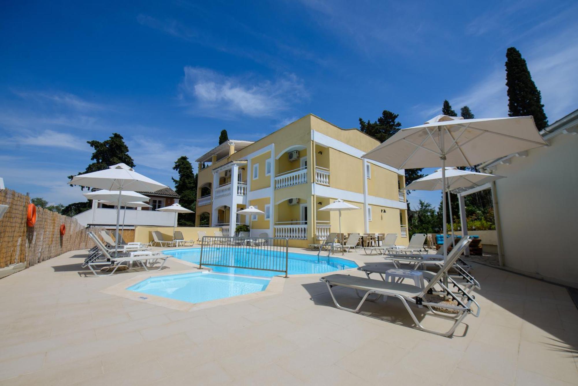 Saint Spiridon Aparthotel