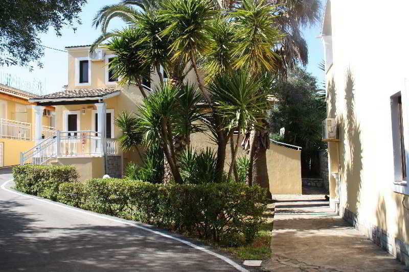 Aparthotel Saint Spiridon 3*